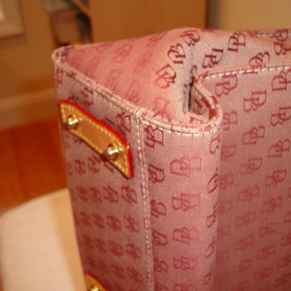 Vintage Dooney & Bourke East/West Tote Reddish Pink w/Leather Straps GOOD CONDIT - Picture 11 of 12